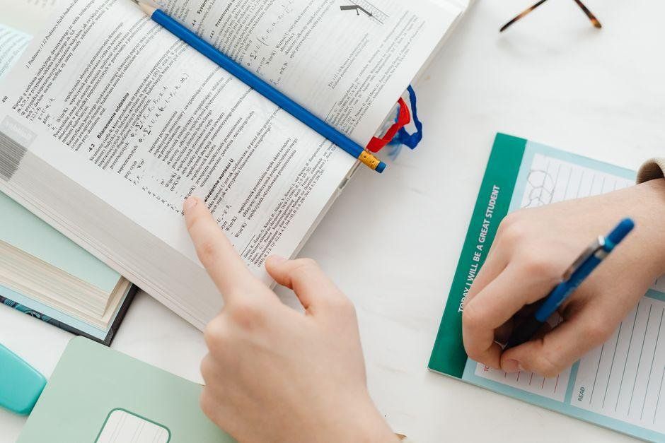 Comment aider un collégien qui perd confiance en maths ?